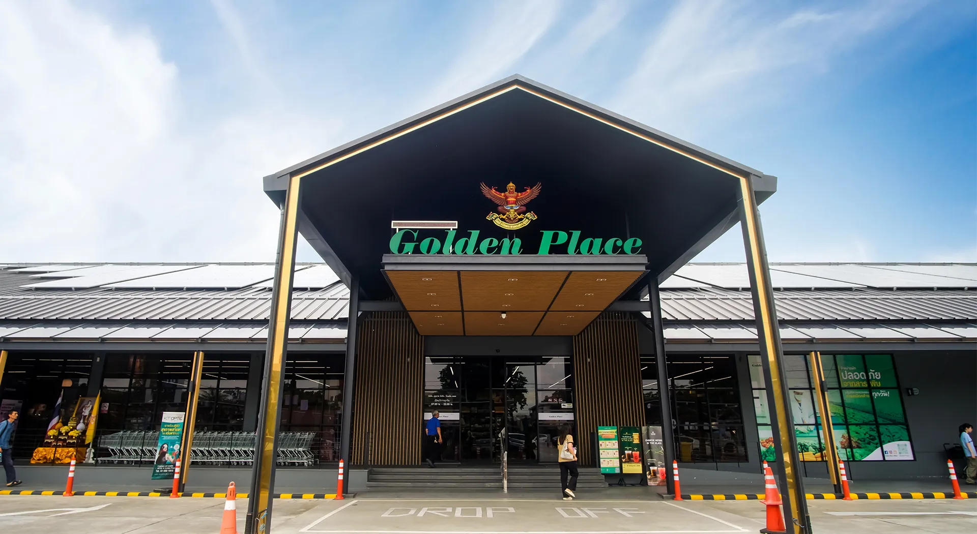 Golden Place 的半插入式 (SPI) 水循環系統